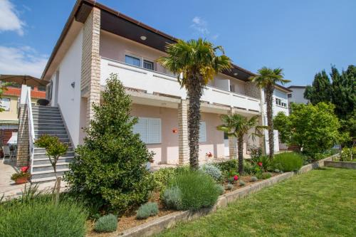 Baska House | Rooms & Apartment Albina