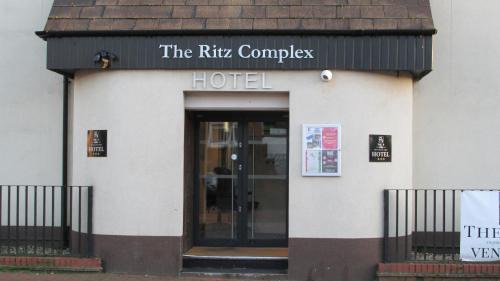 Desborough Hotel | Rooms at The Ritz Complex