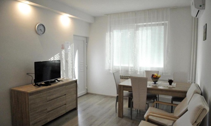Velika Gorica House | Rooms LU&LA