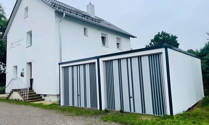 Laupheim Apartment | Rooms 'Quiet Rooms in Shared Apartment' with Private Garden, Balcony and Wi-Fi