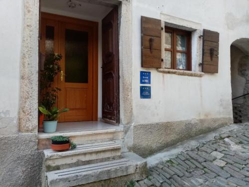 Motovun House | Rooms Serafin