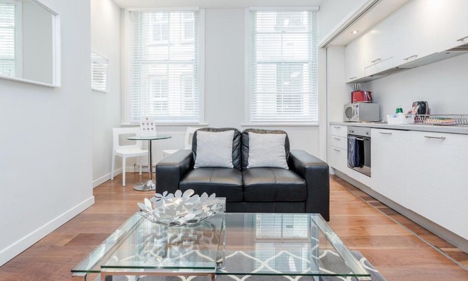 The City of London Apartment | Roomspace Serviced Apartments - Sterling House