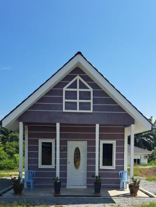 Kampung Banggol Batu House | Roomstay Sumayyah - For Islam Only - Pondok Lenggong