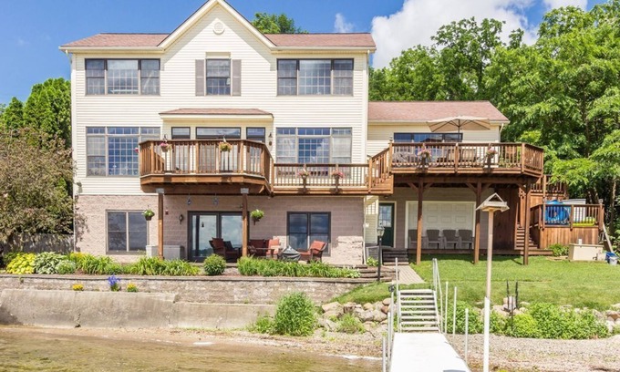 Geneseo House | Roomy Easy Living Conesus Lake Front Home!