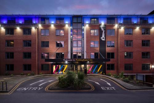 Nottingham City Centre Apartment | Roomzzz Nottingham City