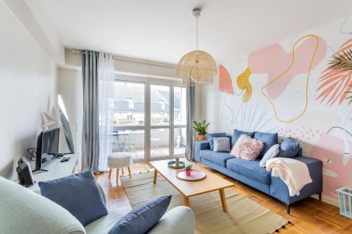 Bourg-l'Eveque Apartment | ROSA, Confortable 2 chambres avec parking dans le centre