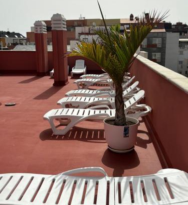 Las Palmas de Gran Canaria Apartment | Rosamar Playa de Las Canteras