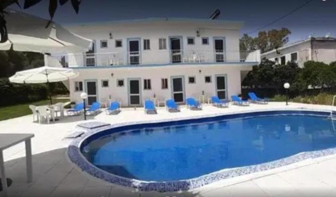 Messonghi Apartment | Rose Apartments Mesonghi