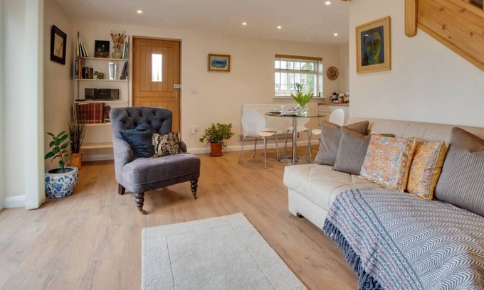Cranbrook House | Rose Cottage in the beautiful Cranbrook