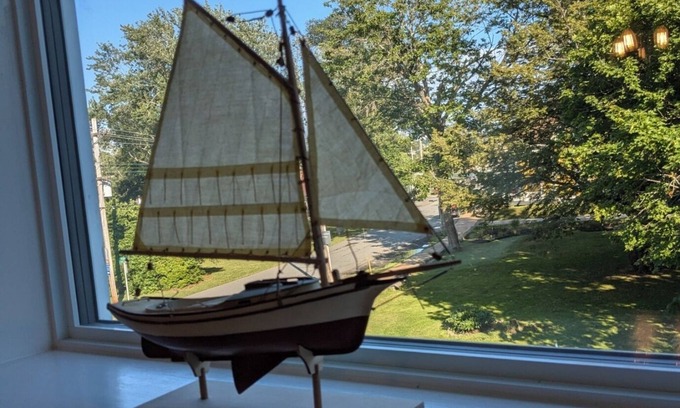 Lunenburg Bed & Breakfast | Rose & Thistle Bed & Breakfast