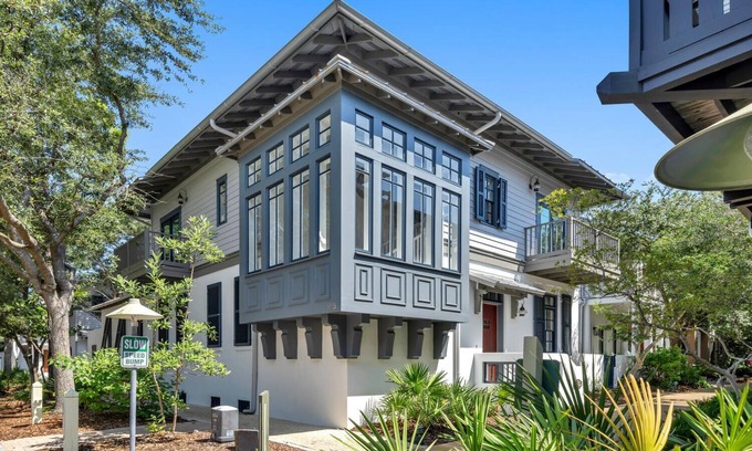 Rosemary Beach House | Rosemary Beach "Sea La Vie" | 4BR | Sleeps 12 |Private Pool |Pet friendly!