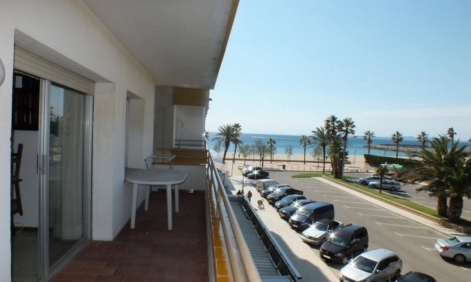 Santa Margarida Apartment | Roses Santa-Margarita: 2-bedroom Apt, pool, near the beach