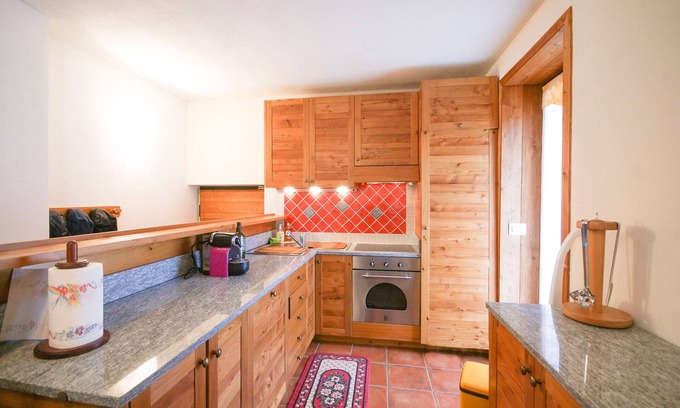 Montgenevre Apartment | Rossela, 2 bedrooms apartment 4/6 person, across from the slopes