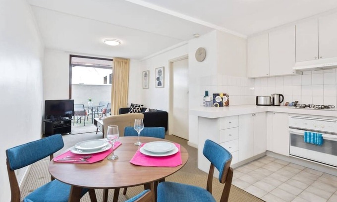 South Perth Apartment | Rosy Cosy Apartment*1BR*South Perth*Angelo St*Executive*