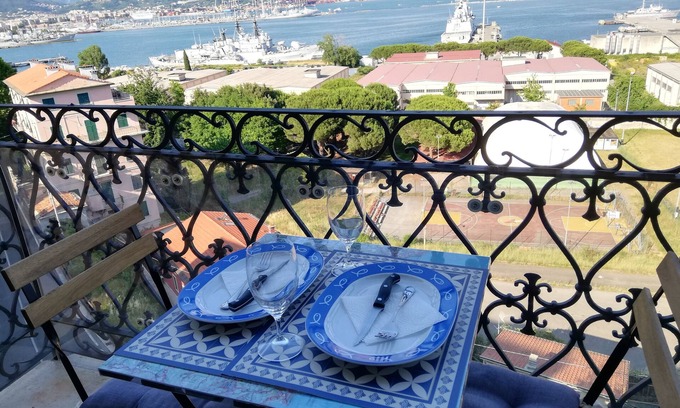 La Spezia Apartment | Rosy1-Sea view/balcony/private parking IT011015C252YOLH8R