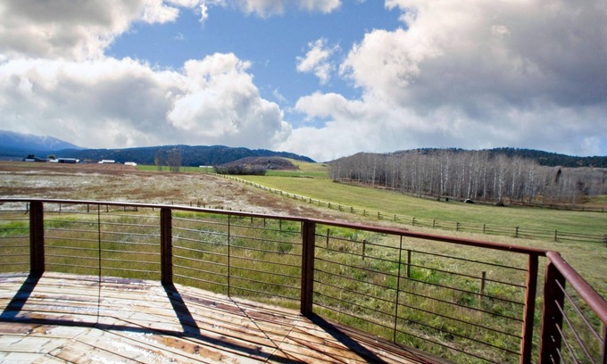 Turnerville House | Round House Serenity in Beautiful Star Valley
