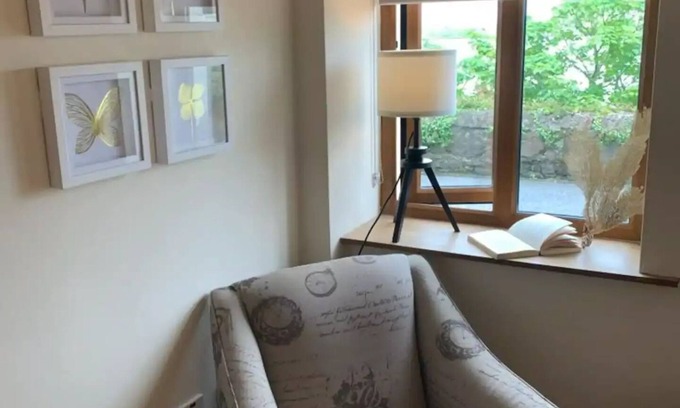 Roundstone Condo | Roundstone Home with a Harbour and Mountain View