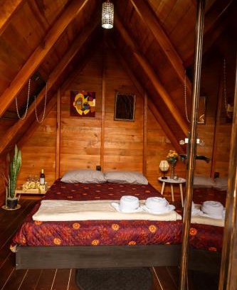Rivas Cabin | Rousse Cabin
