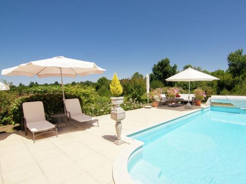 Rouzede Villa | Rouzède Villa with Pool