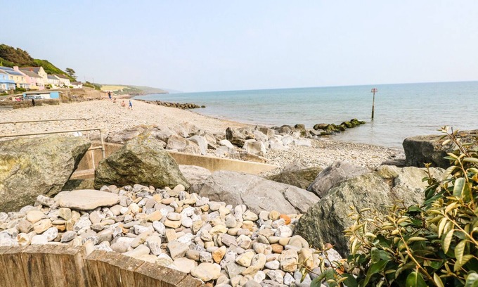Llanteg Cottage | Rowan Lodge