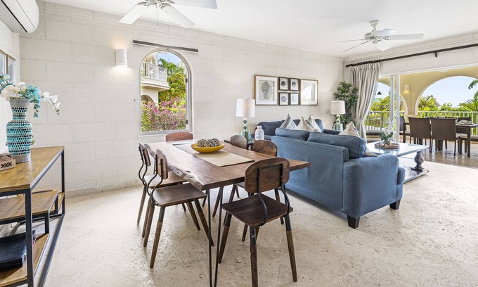 Merlin Bay Apartment | Royal Apartment at Westmoreland