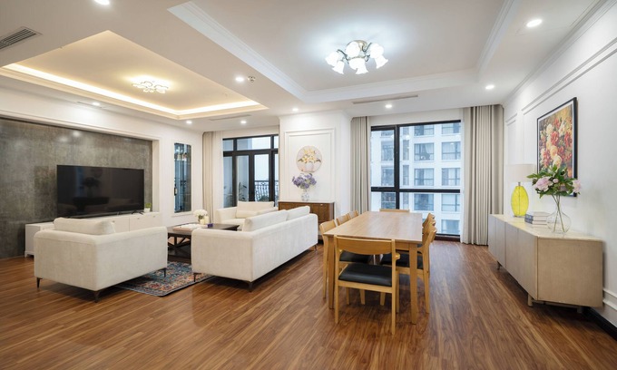 Thanh Xuan Apartment | Royal City HaNoi Chic 3BR apt w/pool view