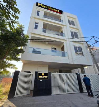 Varanasi Hotel | Royal Diamond Hotel & Guest house