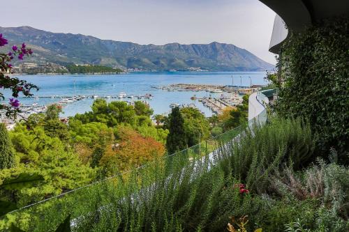 Budva Apartment | Royal Gardens Paradise