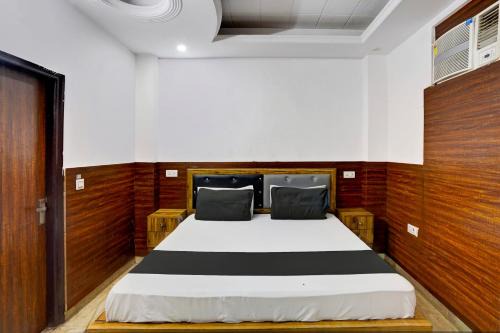 Indirapuram Hotel | ROYAL GRAND STAY