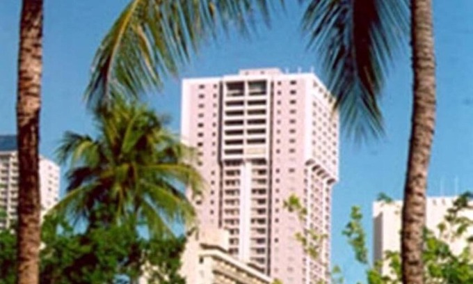 Waikiki Condo | Royal Kuhio Unit with Ocean View, Free Reserved Parking, Free WiFi and Phone USA
