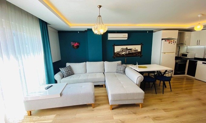 Konyaalti Apartment | Royal Loft Suit
