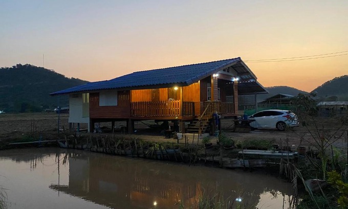 Ratchaburi House | Royal mountain field (บ้านทุ่งเขาหลวง ราชบุรี)