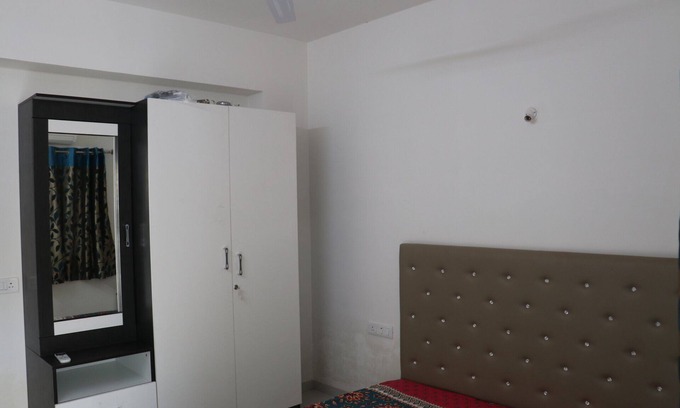 Udaipur District Apartment | Royal orchid 1bhk lake end suite