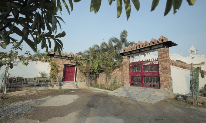 Udaipur District Villa | Royal Orchid, Udaipur by Ebony Stays – 4BHK Villa with Pool & Bonfire