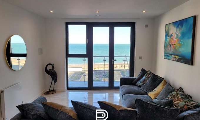 Ramsgate Apartment | Royal View