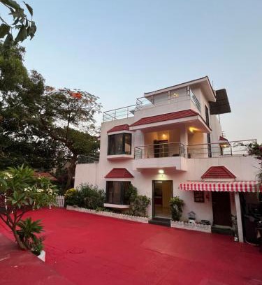 Kune N.m. Villa | Royal Villa 2 - Big Pvt Swimming Pool - 3BHK Villa - Lonavala