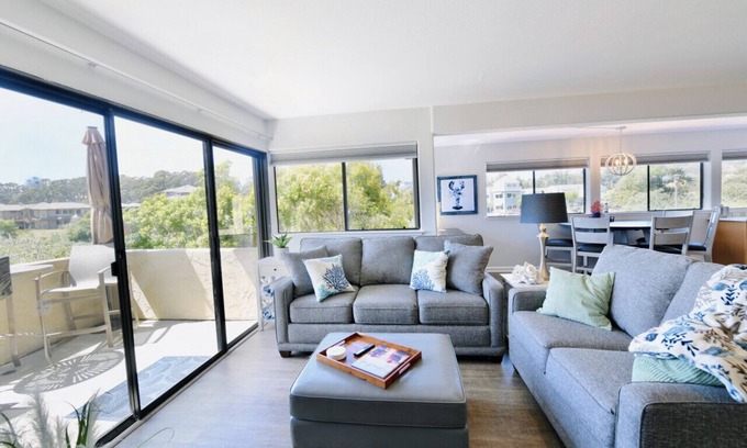 Rio del Mar Condo | Royal Villa - Ocean View - Heated 80° Pools - SEASCAPE'S BEST 1 BEDROOM - 3 BEDS - End Unit