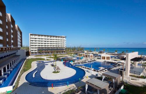 Falmouth Resort | Royalton Blue Waters Montego Bay, An Autograph Collection All-Inclusive Resort