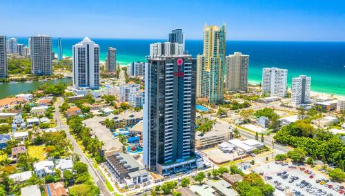 Surfers Paradise Apartment | Ruby Gold Coast by CLLIX