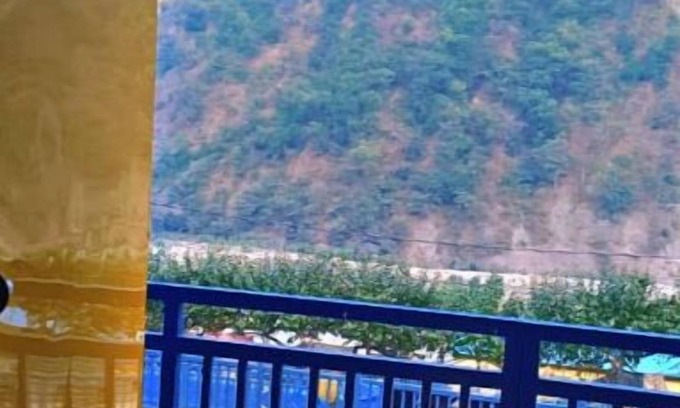 Shivpuri Hotel | Rudra Adventures