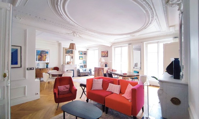 Faubourg-du-Roule Apartment | Rue de Berri - Paris 8 - 408032