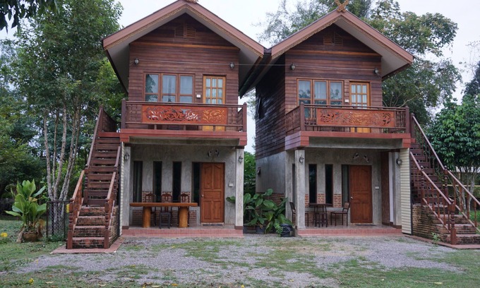 Mae Kon Hotel | Ruen Lamai Lanna