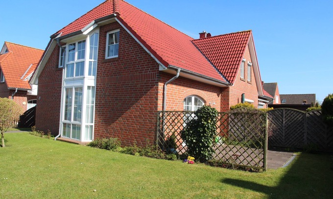 Greetsiel House | Ruhig Gelegenes Mittelhaus in Greetsiel