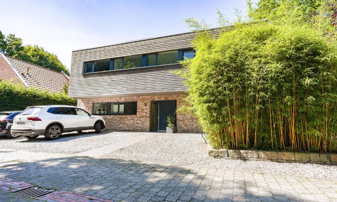 Leer House | Ruhiges und schönes Zimmer Nr 1 in Leer Nüttermoor