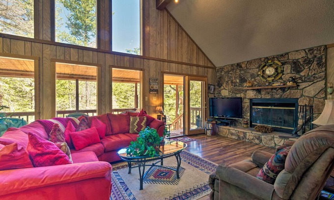 Ruidoso Cabin | Ruidoso Cabin w/ Hot Tub-3 Mi to Links Golf Course