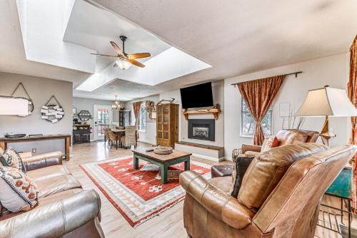 Ruidoso House | Ruidoso House with Beautiful Indoor and Outdoor Space!