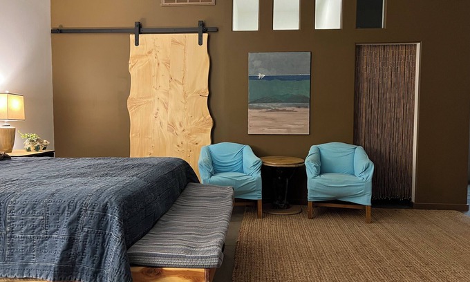 Glencoe Apartment | Ruidoso Valley studio apartment, WiFi, AC, nite sky @WoodSwan furniture wkshop