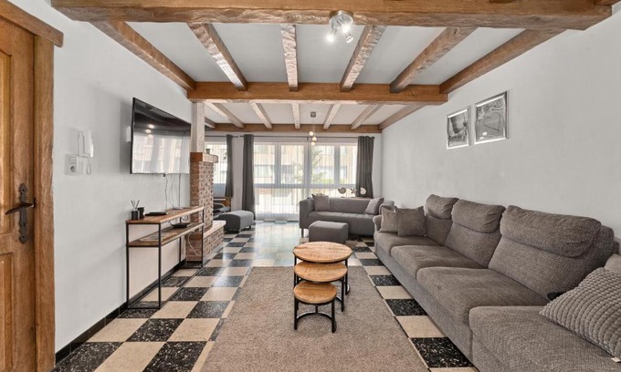Blankenberge Villa | Ruime woning 10p met zonnige tuin & nabij strand