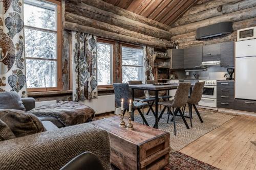 Rukatunturi House | Ruka Villa Pipo slopes, skiing, lake