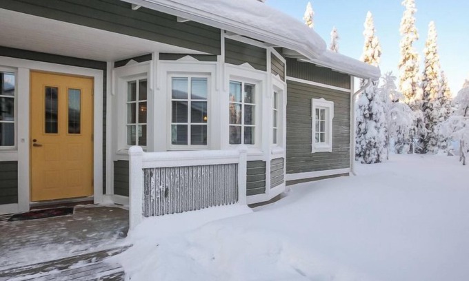 Rukatunturi House | Rukan Taikavuosselin Helmi 8 A by Interhome